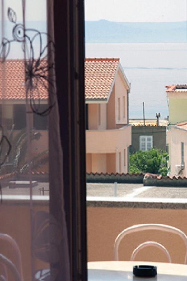 Apartments And Rooms By The Sea Tucepi, Makarska - 6058 Exterior photo