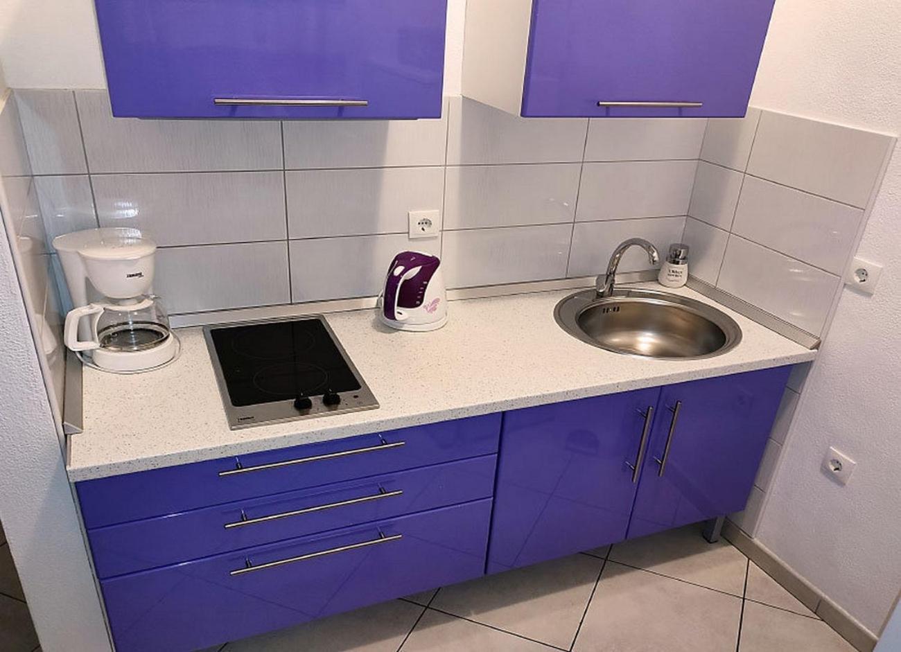 Apartments And Rooms By The Sea Tucepi, Makarska - 6058 Room photo